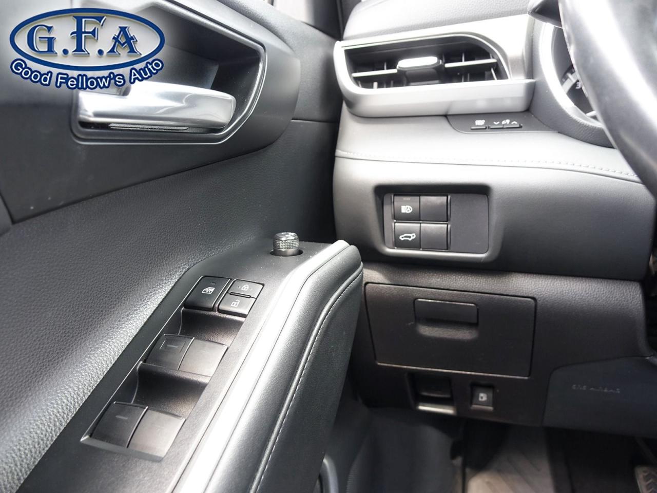 2021 Toyota Highlander XLE MODEL, AWD, 8 PASSENGER, LEATHER SEATS, SUNROO - Photo #21