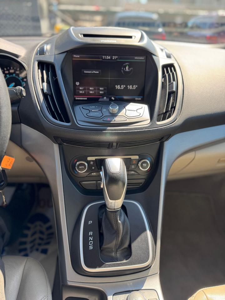 2014 Ford Escape SE FWD | LEATHER | BACK UP CAMERA | CERTIFIED - Photo #11