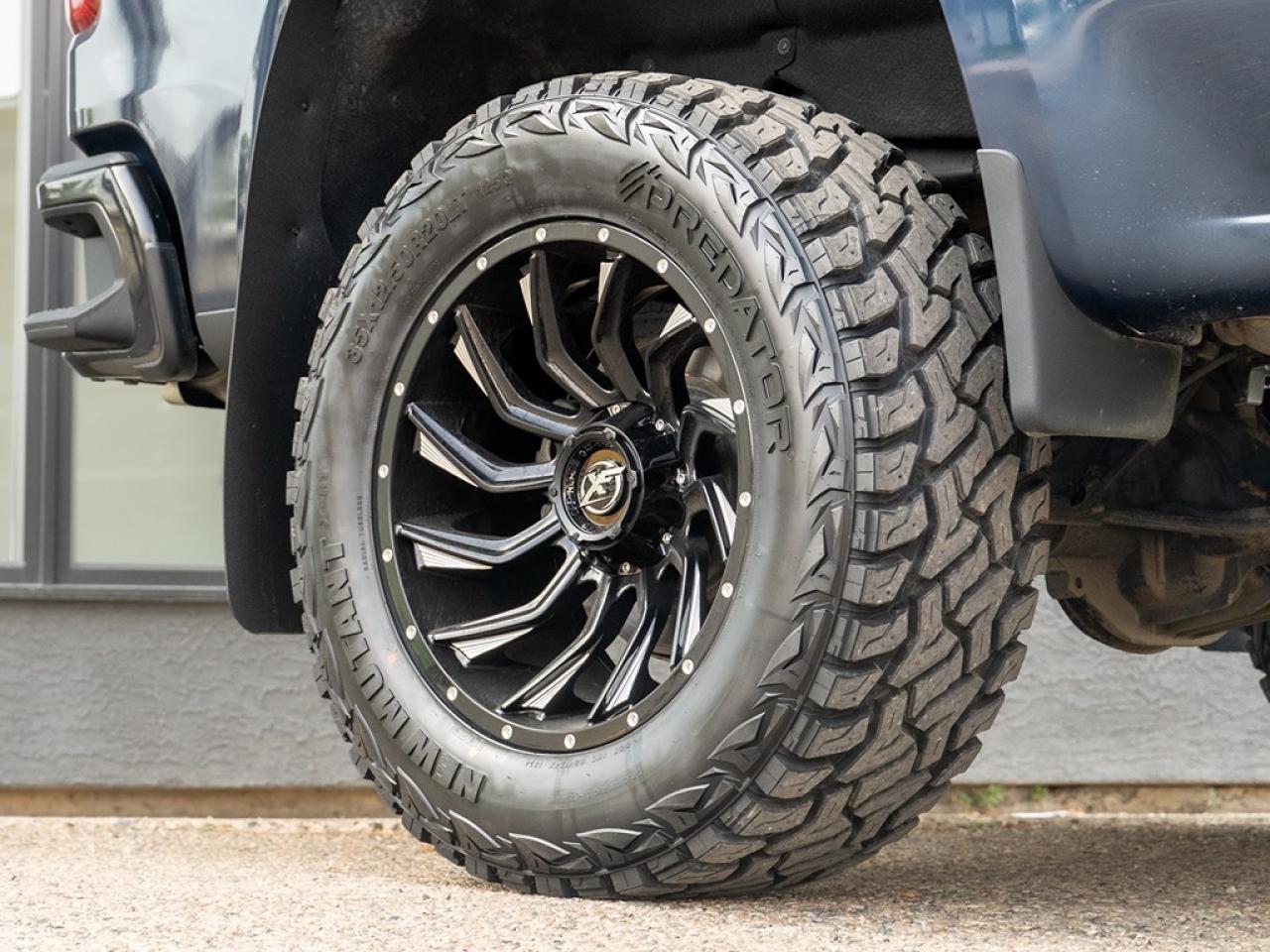2022 Chevrolet Silverado 1500 LT Trail Boss LIFTED/RIMS/TIRES Photo3