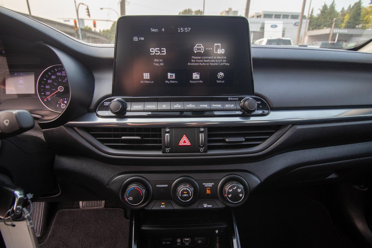 2021 Kia Forte EX Photo5