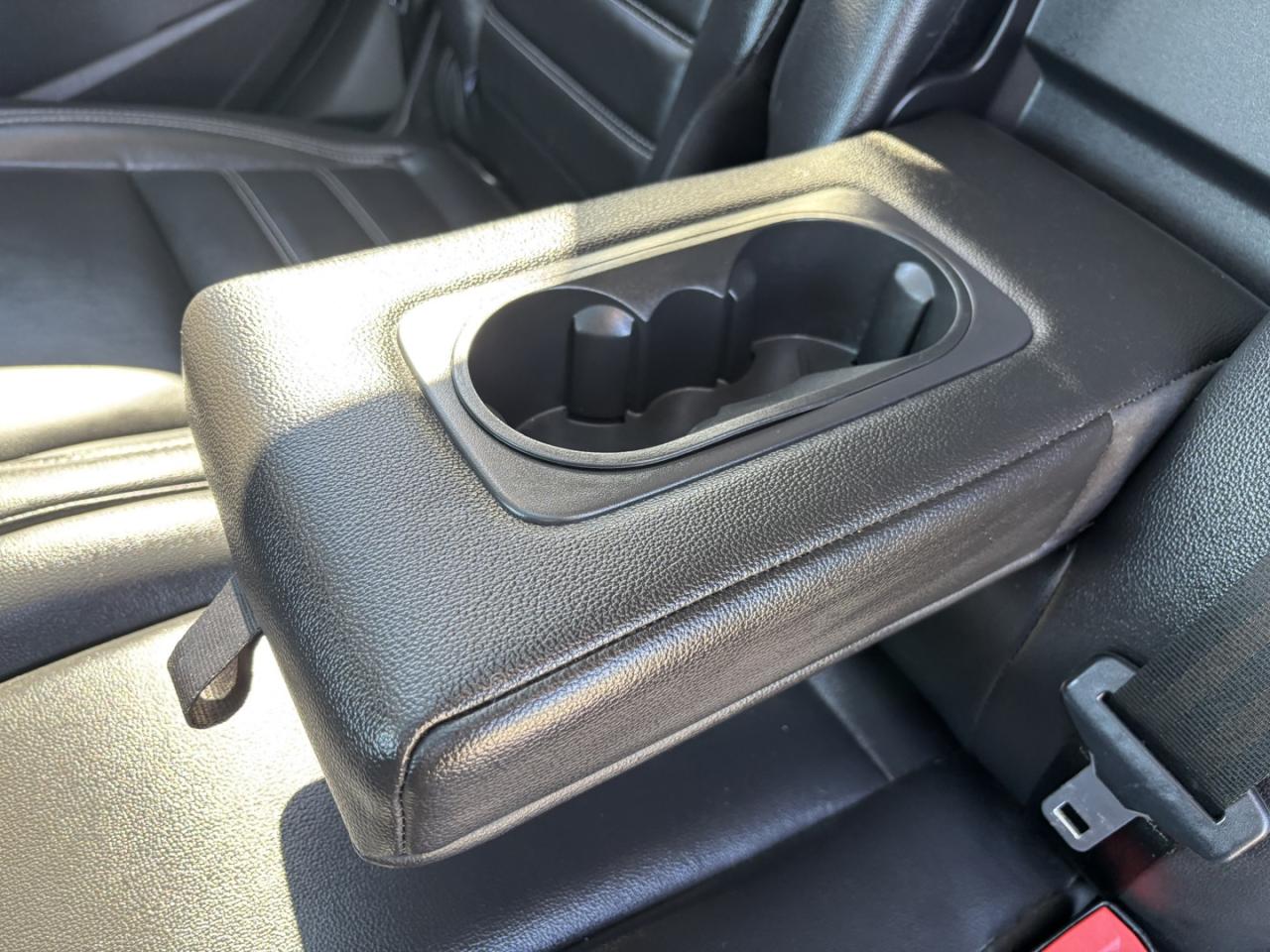 2018 Ford Escape SEL Photo