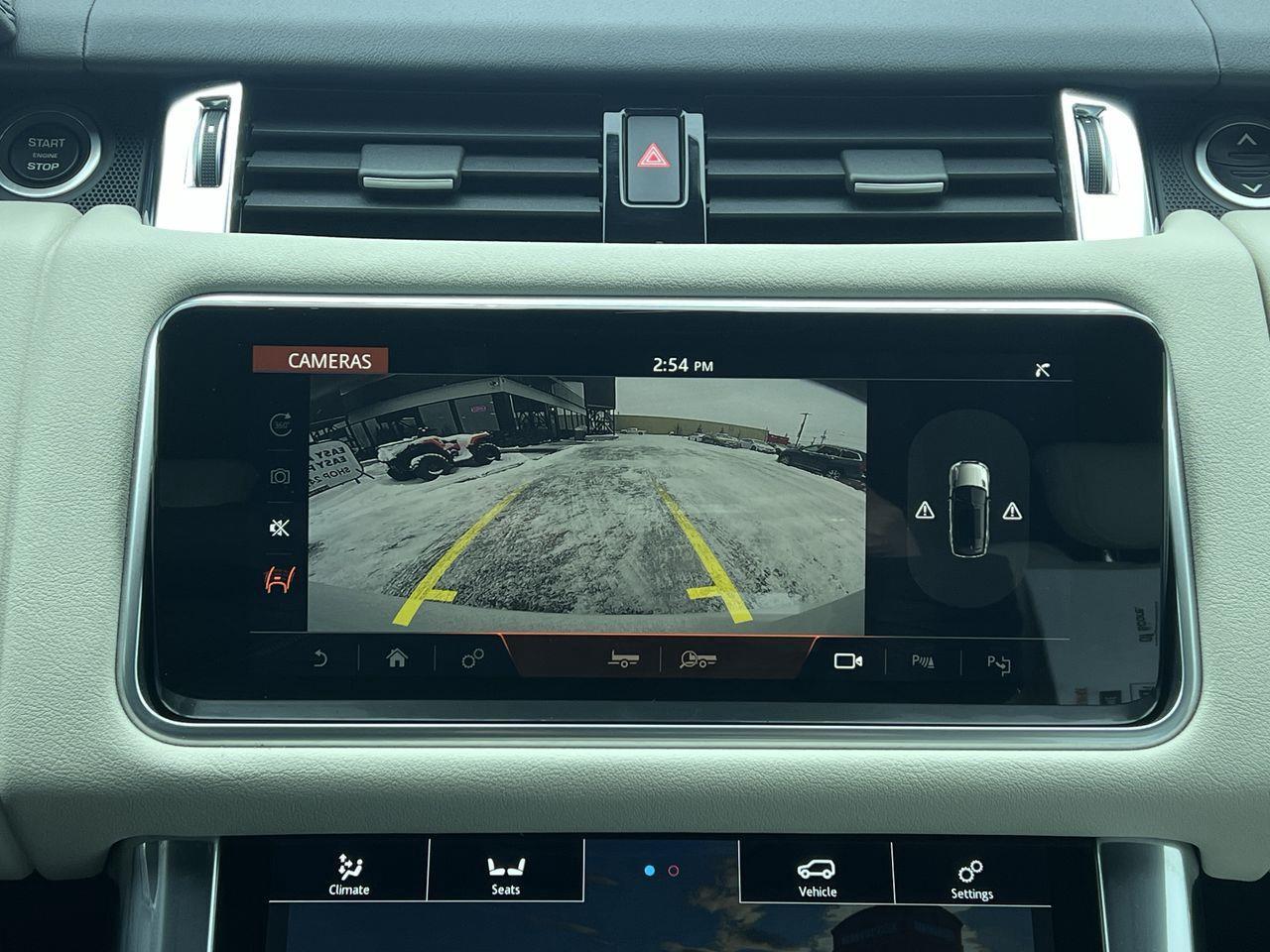 2020 Land Rover Range Rover Sport HSE MHEV AWD, MOONROOF, MEMORY SEATS, SIRIUS XM, APPLE CARPLAY/ANDORID AUTO, LEATHER SEATS, CRUISE CONTROL!! Photo