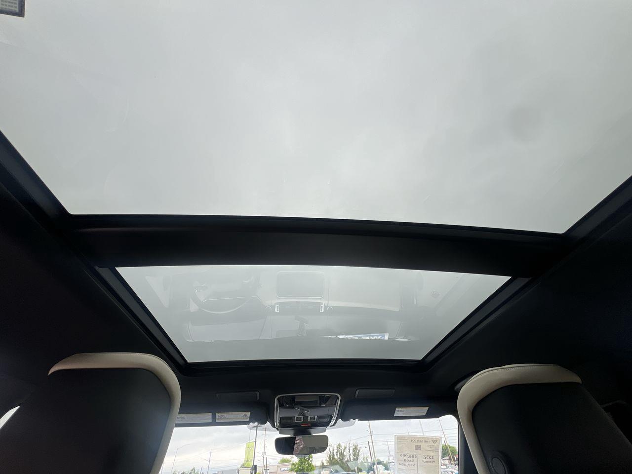 2020 Land Rover Range Rover Sport HSE MHEV AWD, MOONROOF, MEMORY SEATS, SIRIUS XM, APPLE CARPLAY/ANDORID AUTO, LEATHER SEATS, CRUISE CONTROL!! Photo