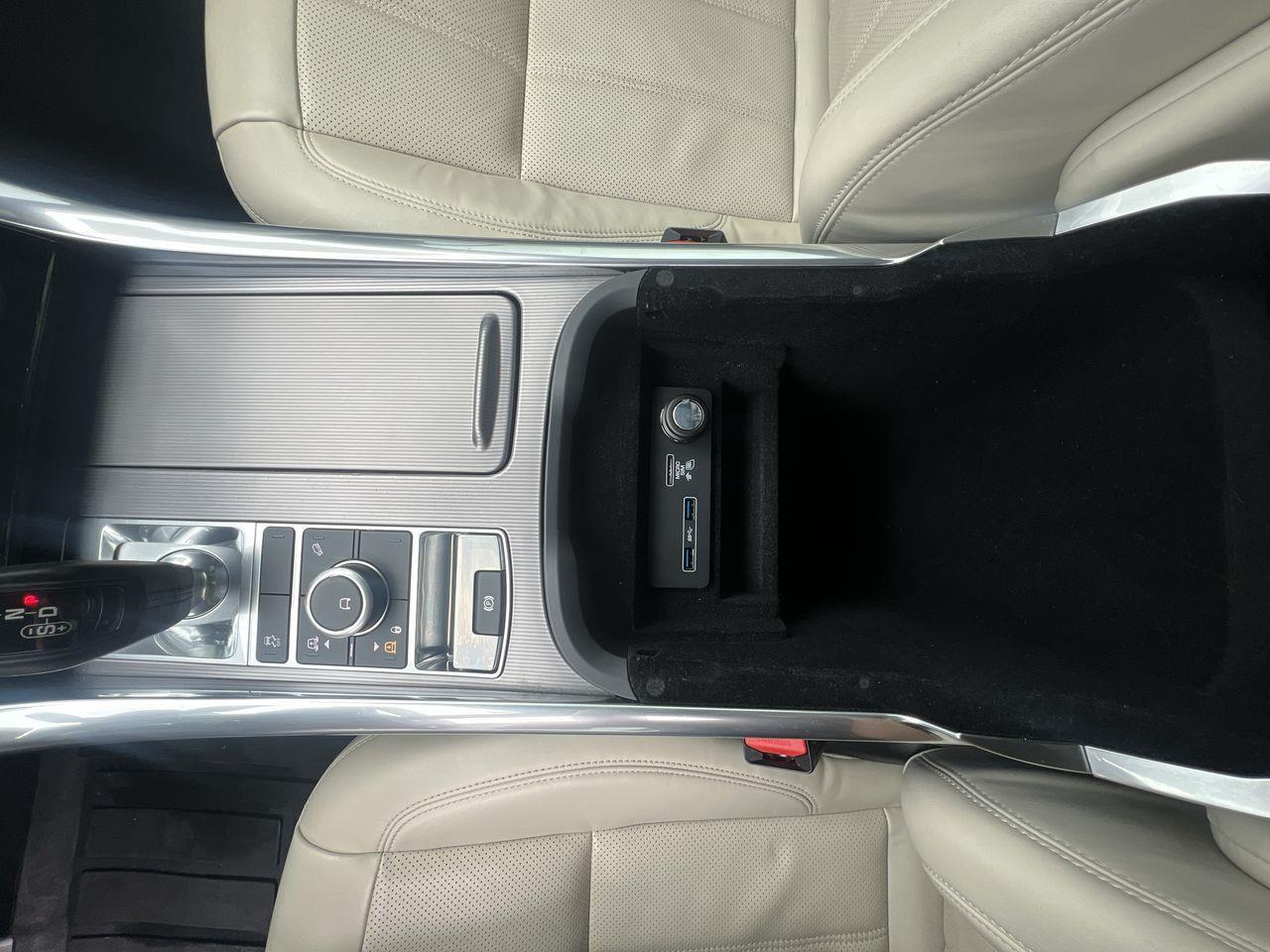 2020 Land Rover Range Rover Sport HSE MHEV AWD, MOONROOF, MEMORY SEATS, SIRIUS XM, APPLE CARPLAY/ANDORID AUTO, LEATHER SEATS, CRUISE CONTROL!! Photo