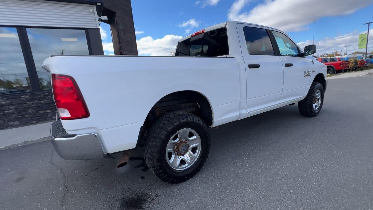 2016 RAM 2500 SLT 4WD, 6 PASSENGER, SIRUIS XM, BACK UP CAM!! Photo
