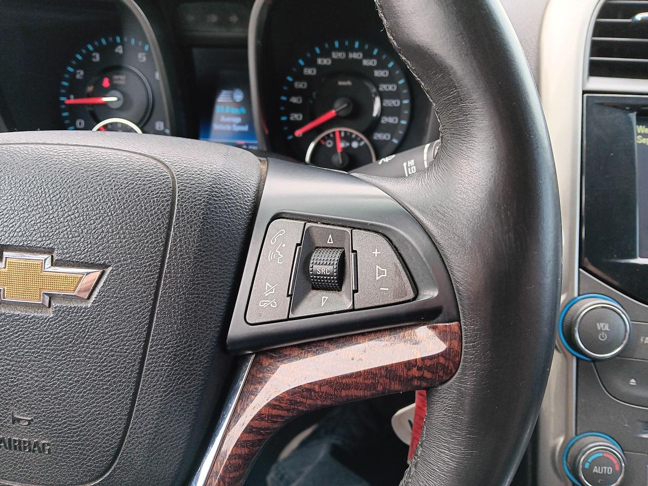 2013 Chevrolet Malibu LT, Leather, Remote Start - Photo #12