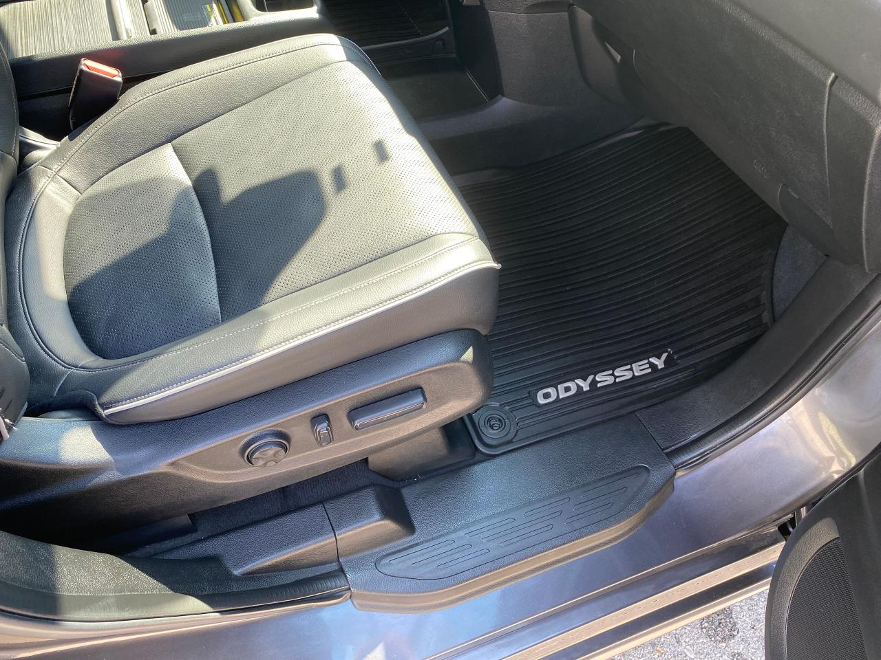 2023 Honda Odyssey Touring - Photo #36