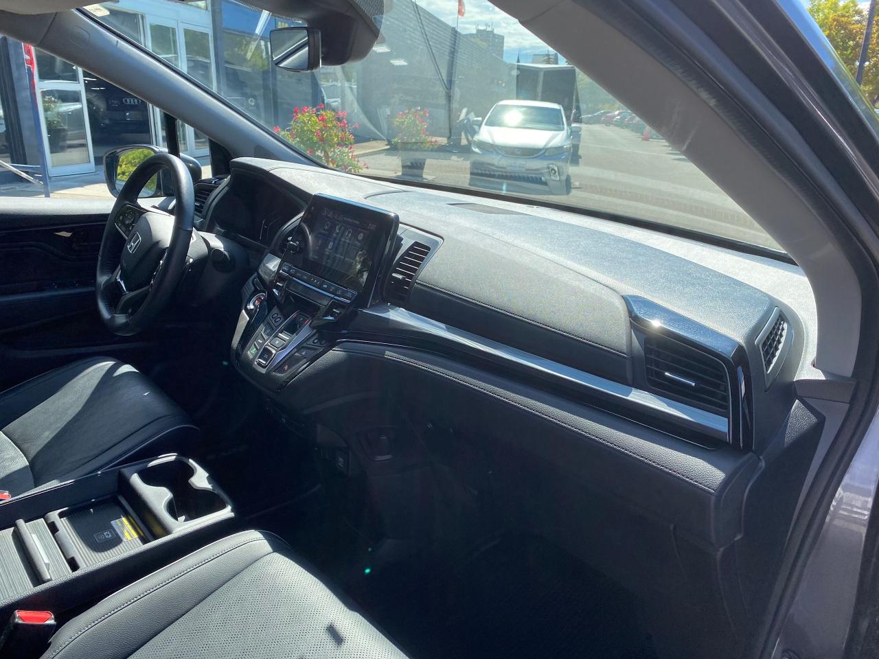 2023 Honda Odyssey Touring - Photo #37