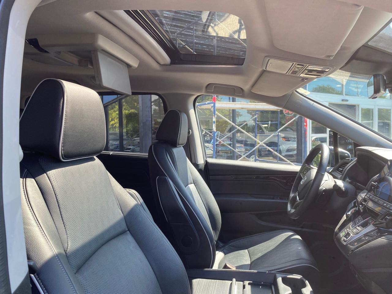 2023 Honda Odyssey Touring - Photo #38