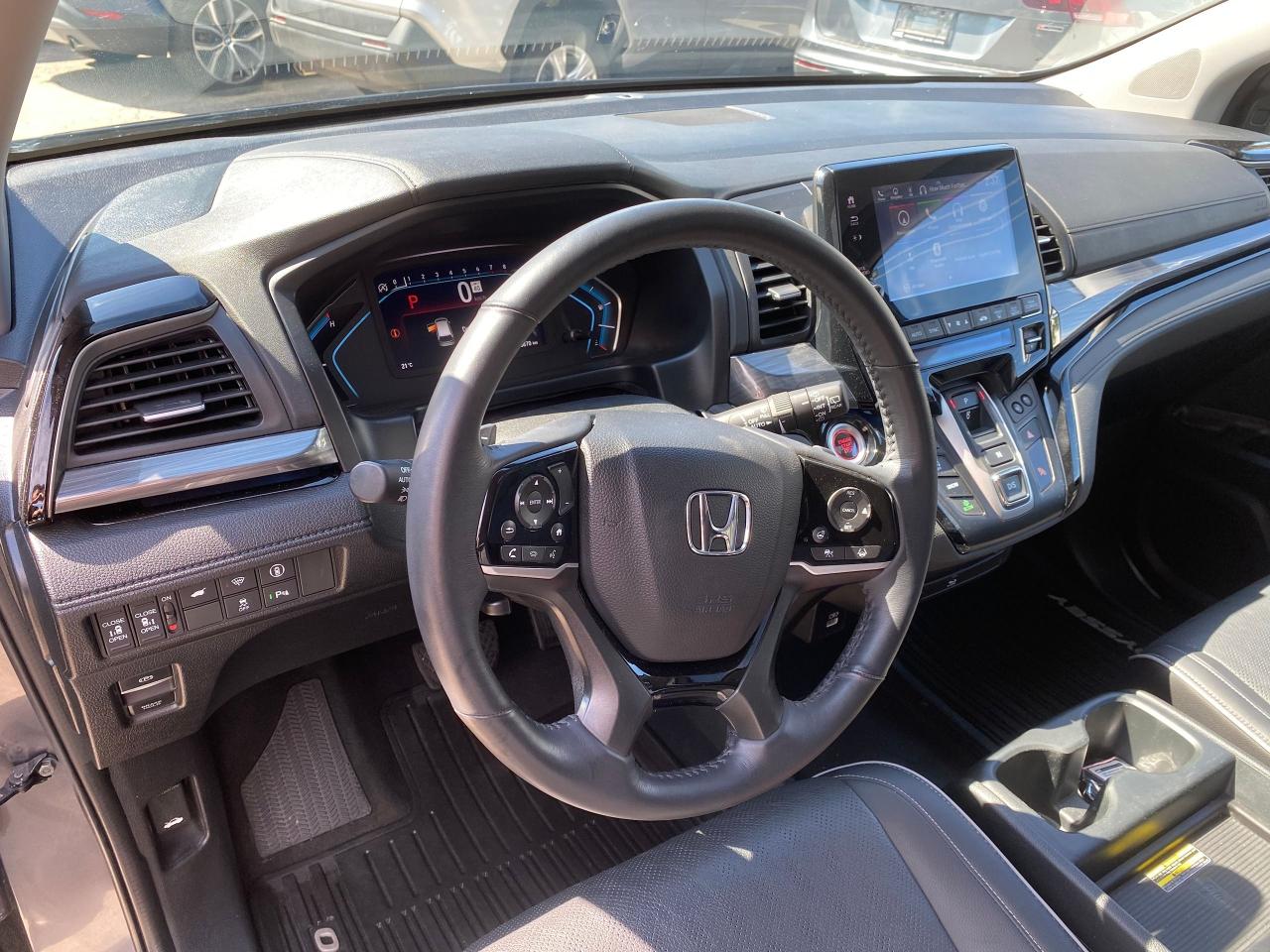 2023 Honda Odyssey Touring - Photo #46
