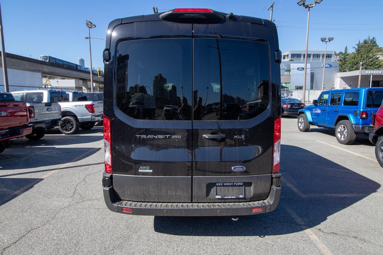 2025 Ford Transit Passenger Wagon T-350 148" MED ROOF XLT AWD Photo5