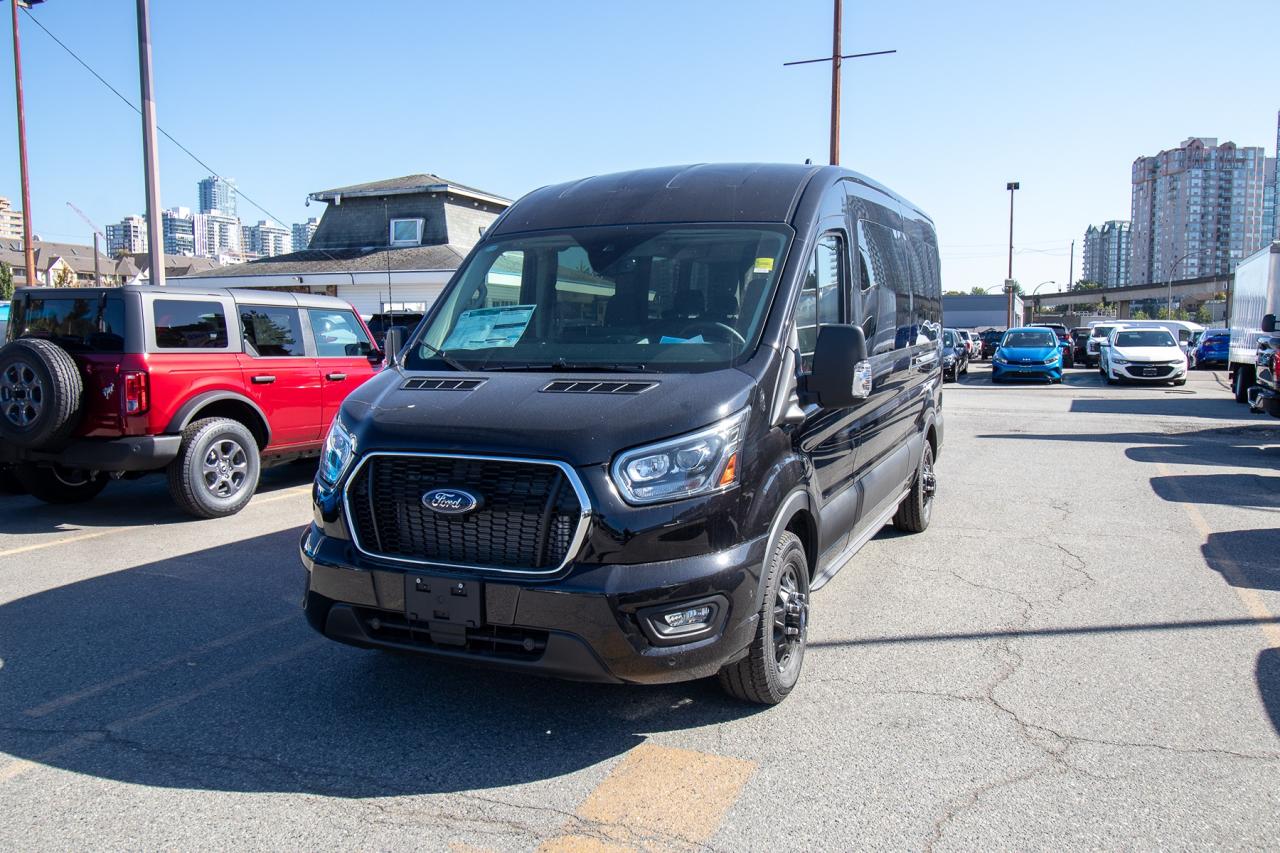 New 2025 Ford Transit Passenger Wagon T-350 148