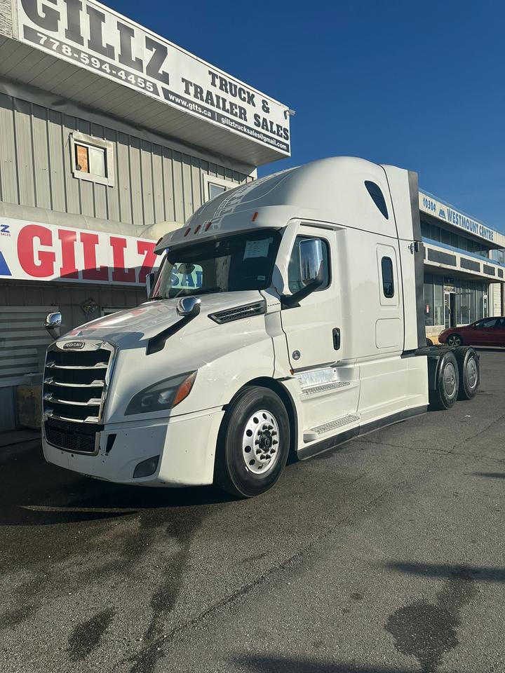 2024 Freightliner CASCADIA  - Photo #1