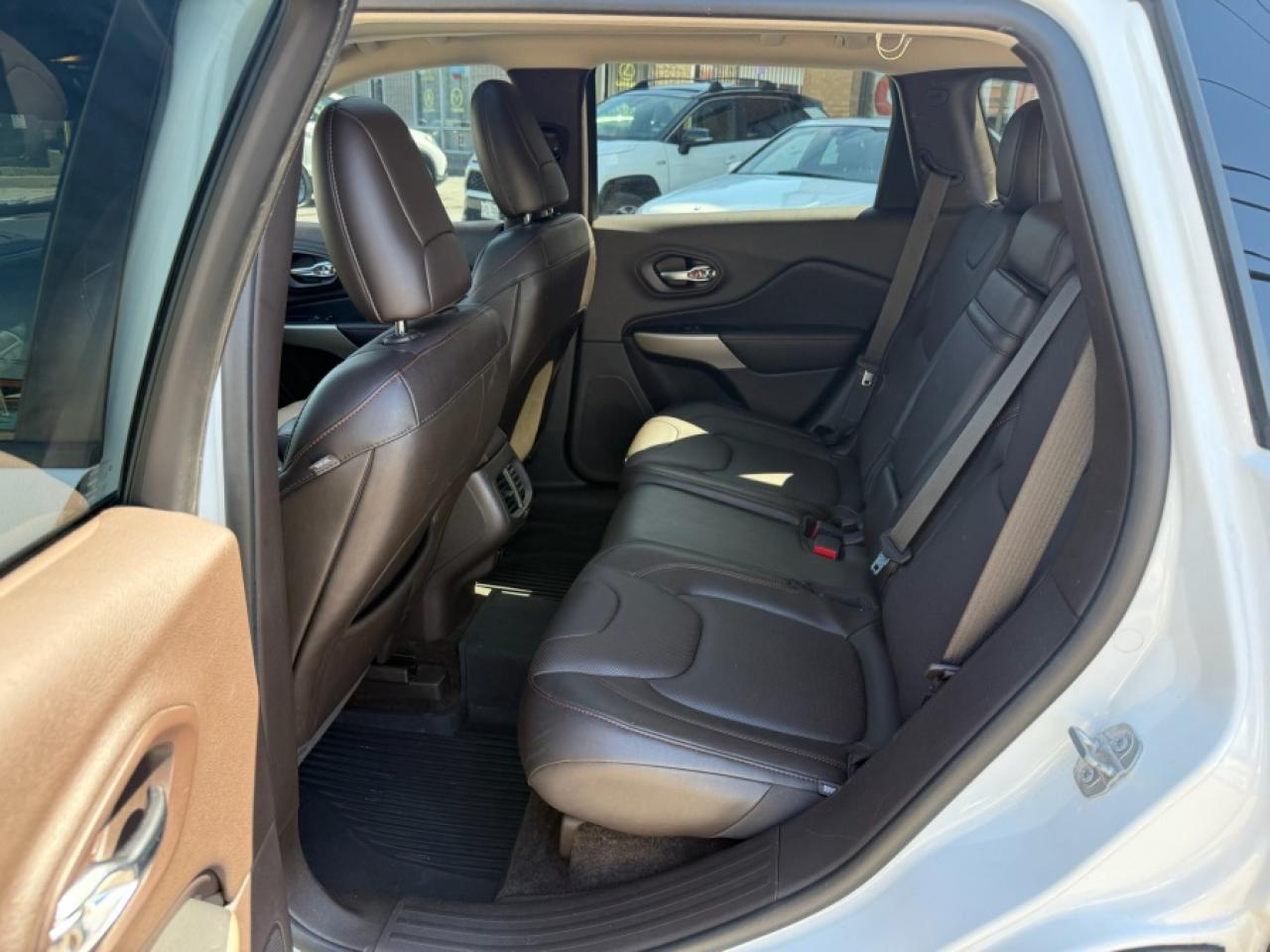 2018 Jeep Cherokee Trailhawk Leather Plus - Photo #13