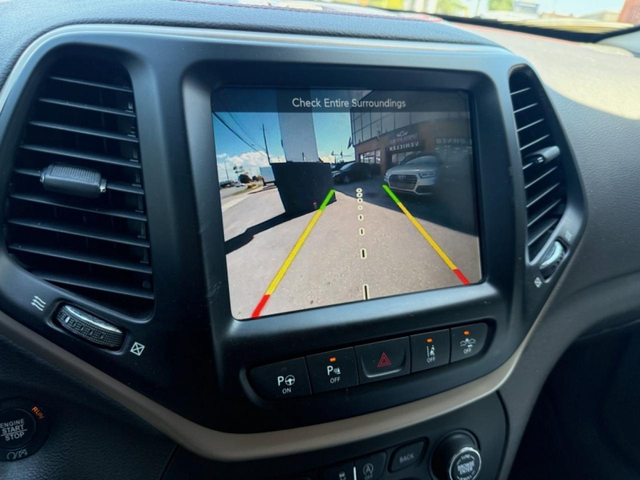 2018 Jeep Cherokee Trailhawk Leather Plus - Photo #14