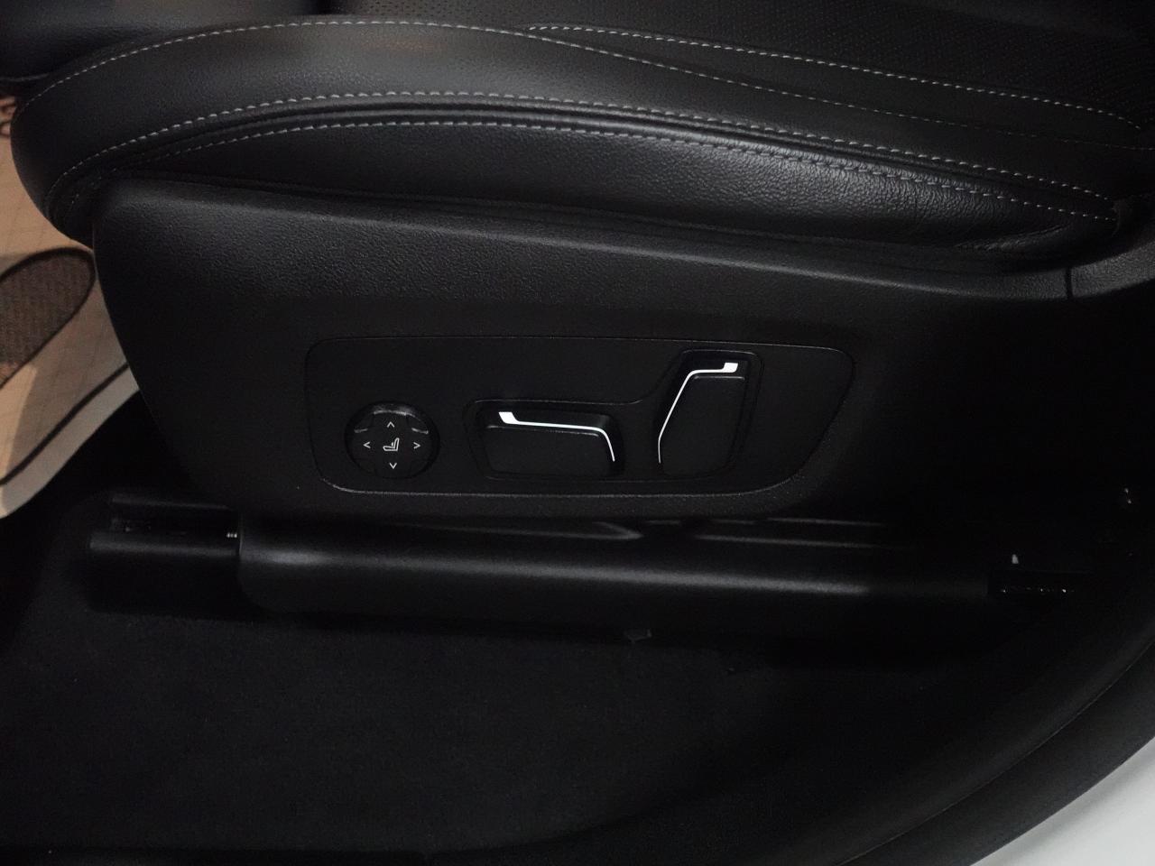 2024 BMW X3 xDrive30i | Nav | Leather | Pano roof | CarPlay