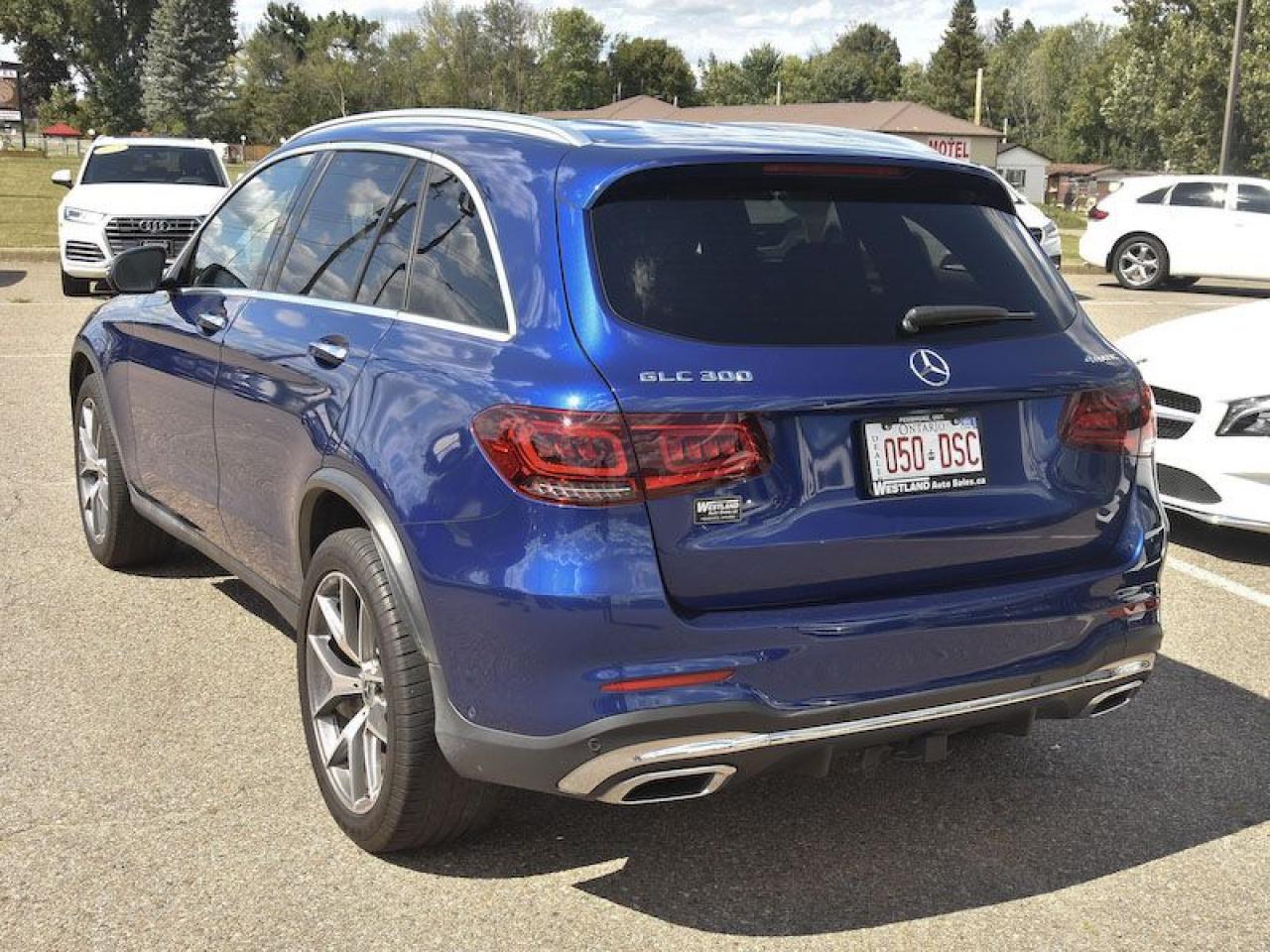 2021 Mercedes-Benz GLC-Class GLC 300 4MATIC SUV Photo3