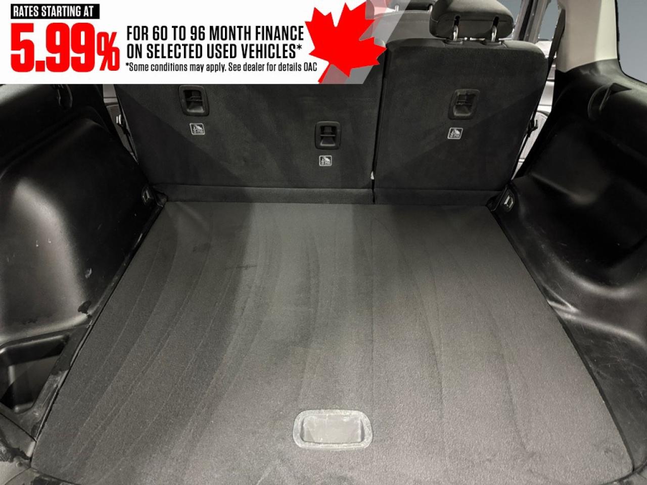 2023 Jeep Grand Cherokee LAREDO 4x4 Photo