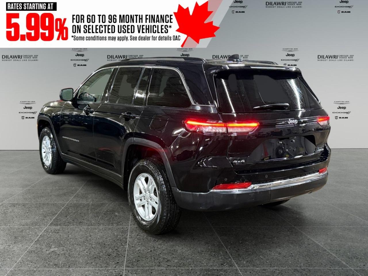 2023 Jeep Grand Cherokee LAREDO 4x4 Photo2