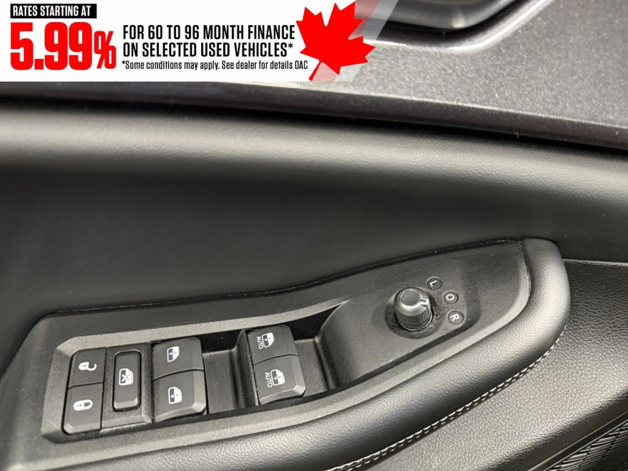 2023 Jeep Grand Cherokee LAREDO 4x4 Photo