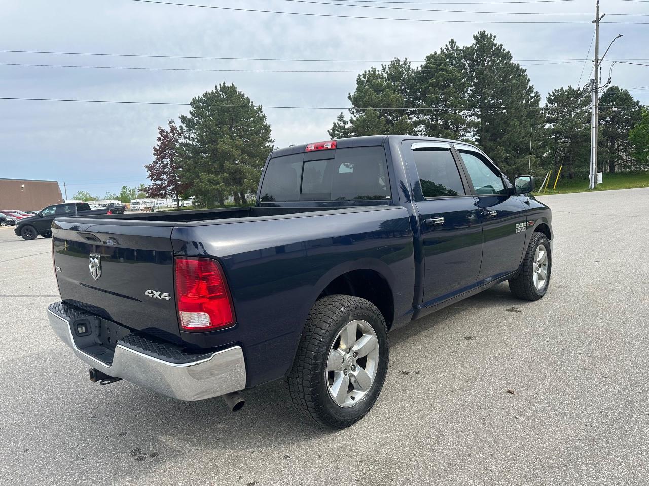 2015 RAM 1500 SLT - DIESEL - CREW CAB - Photo #6