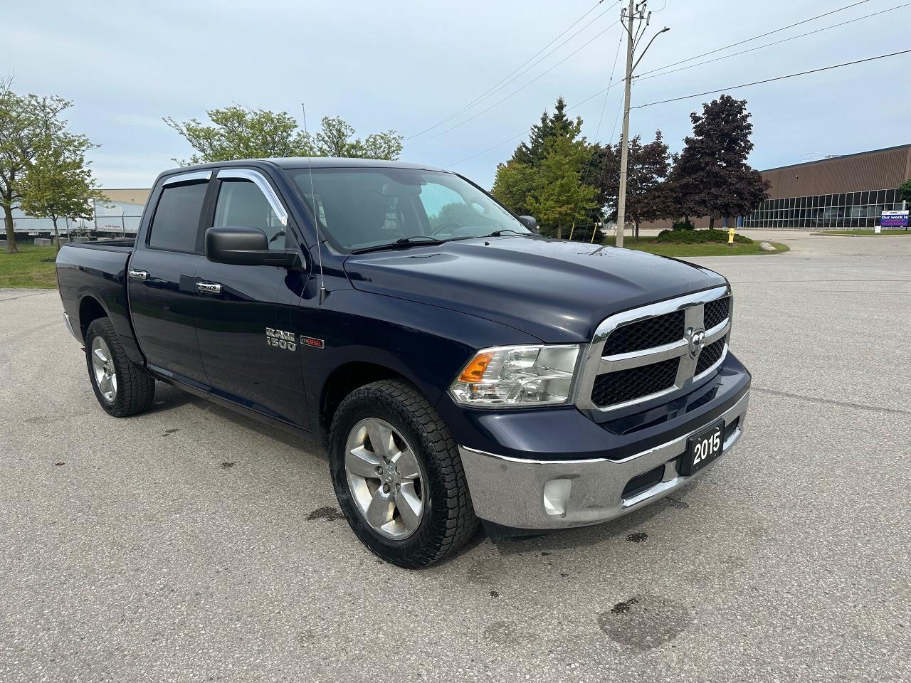 2015 RAM 1500 SLT - DIESEL - CREW CAB - Photo #10