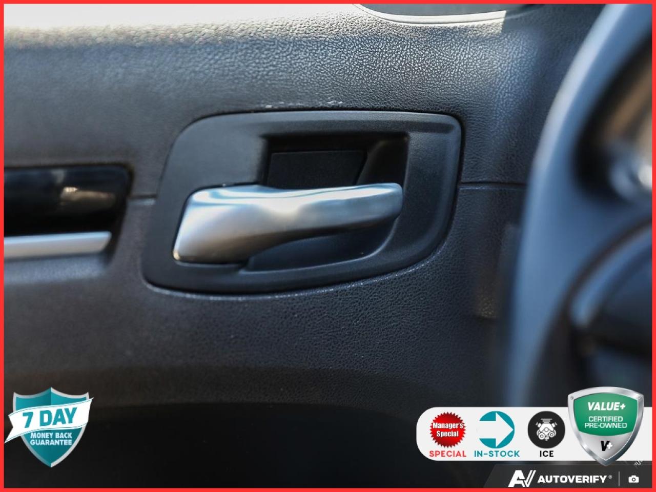 2018 Chrysler 300 APPLE CARPLAY | FRONT HEATED BUCKET SEATS Photo