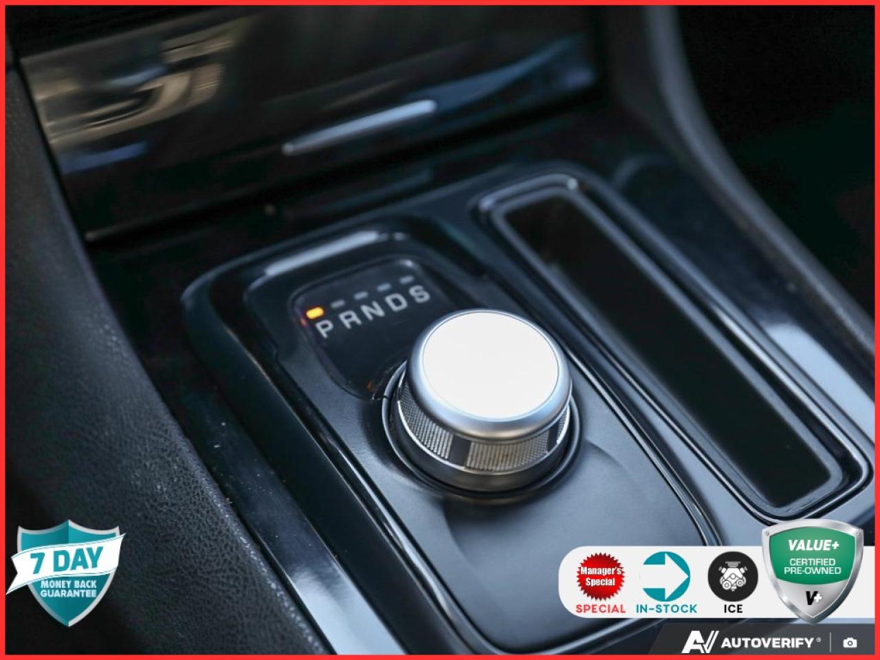 2018 Chrysler 300 APPLE CARPLAY | FRONT HEATED BUCKET SEATS Photo