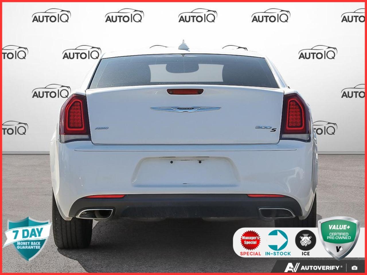 2018 Chrysler 300 APPLE CARPLAY | FRONT HEATED BUCKET SEATS Photo