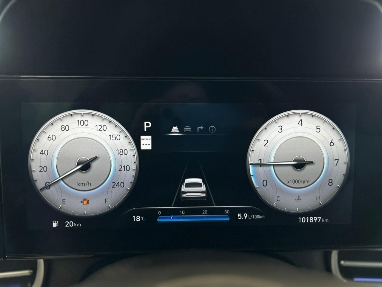 2024 Hyundai Elantra Luxury Photo