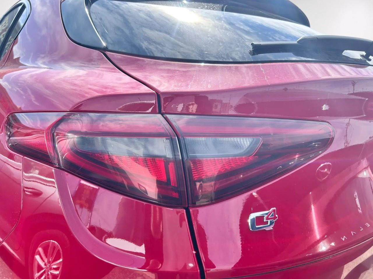 2022 Alfa Romeo Stelvio Veloce Photo