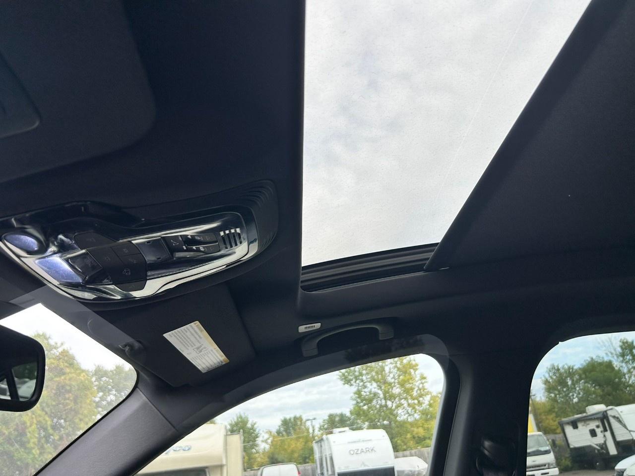 2022 Alfa Romeo Stelvio Veloce Photo