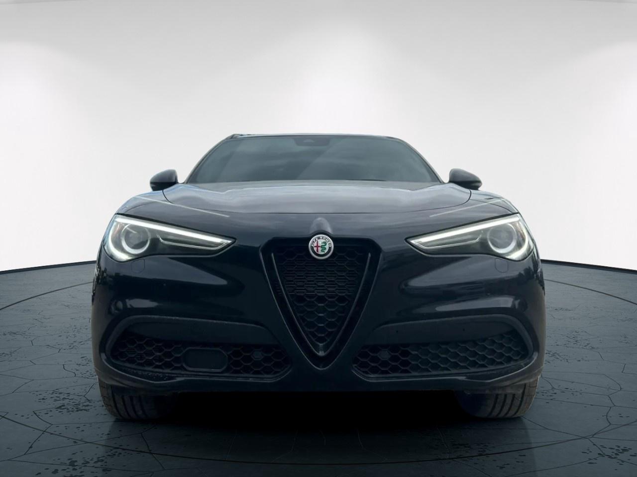 2022 Alfa Romeo Stelvio Veloce Photo