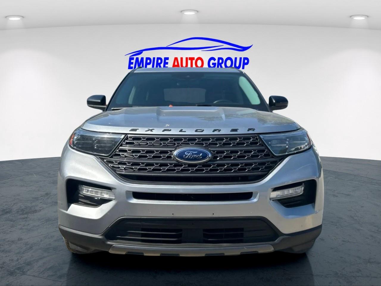 2022 Ford Explorer XLT Photo