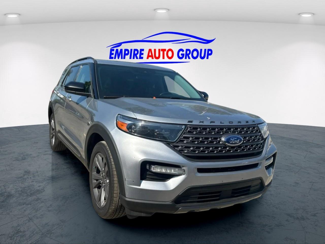 2022 Ford Explorer XLT Photo