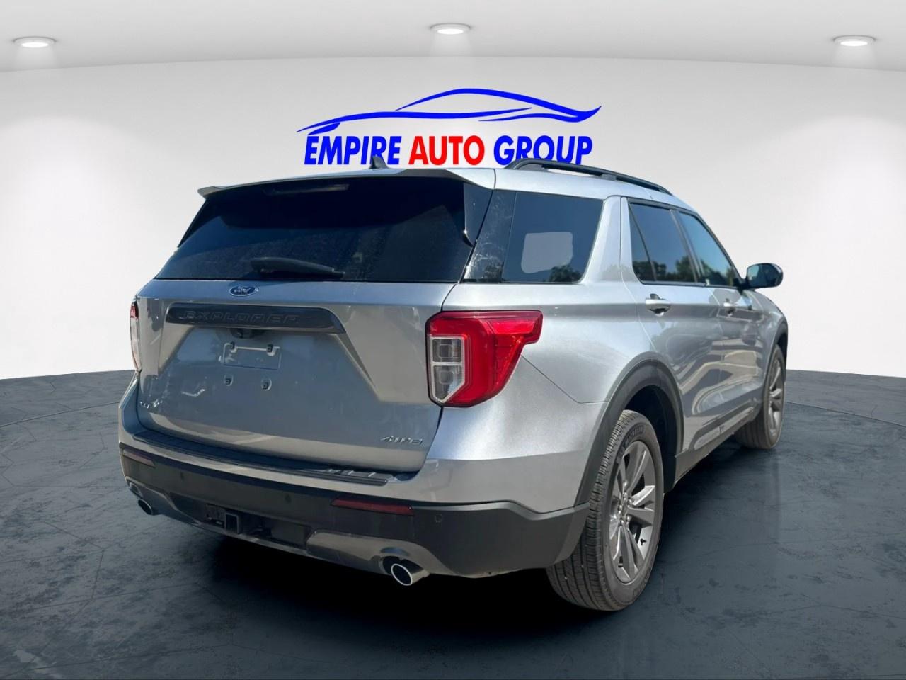 2022 Ford Explorer XLT Photo