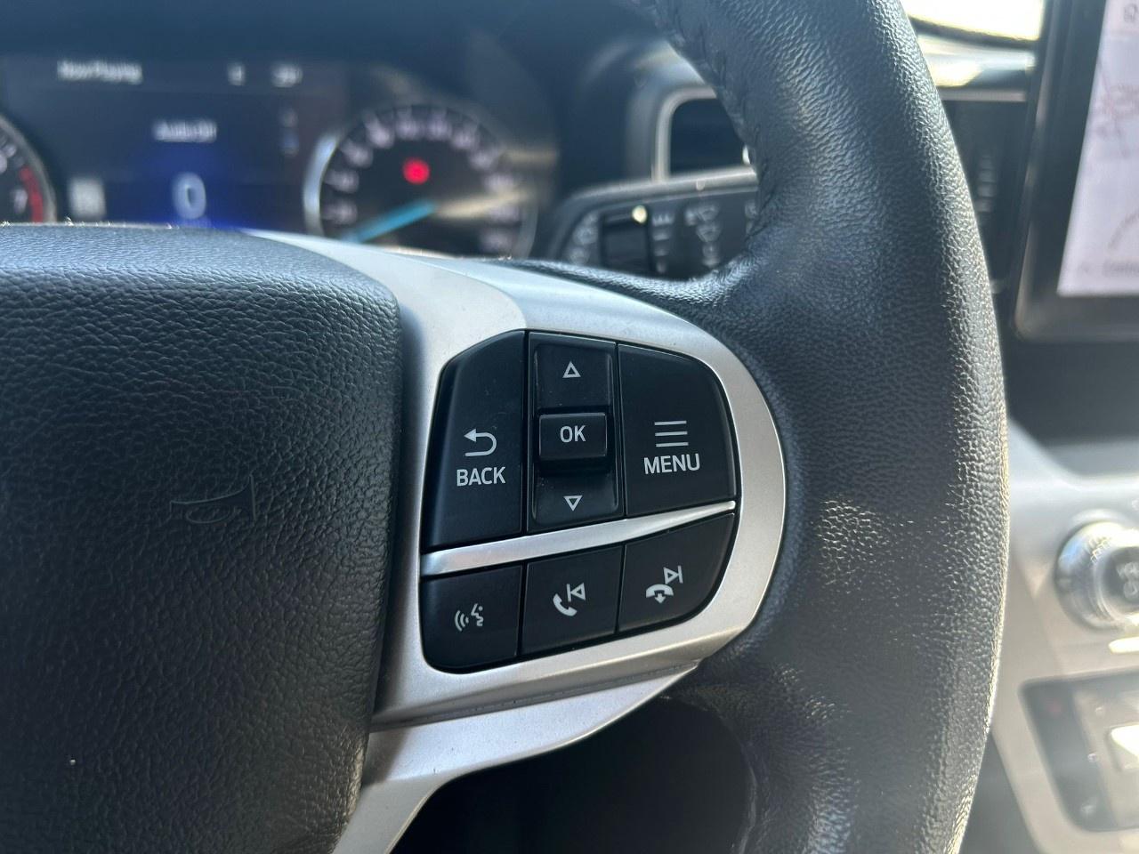 2022 Ford Explorer XLT Photo