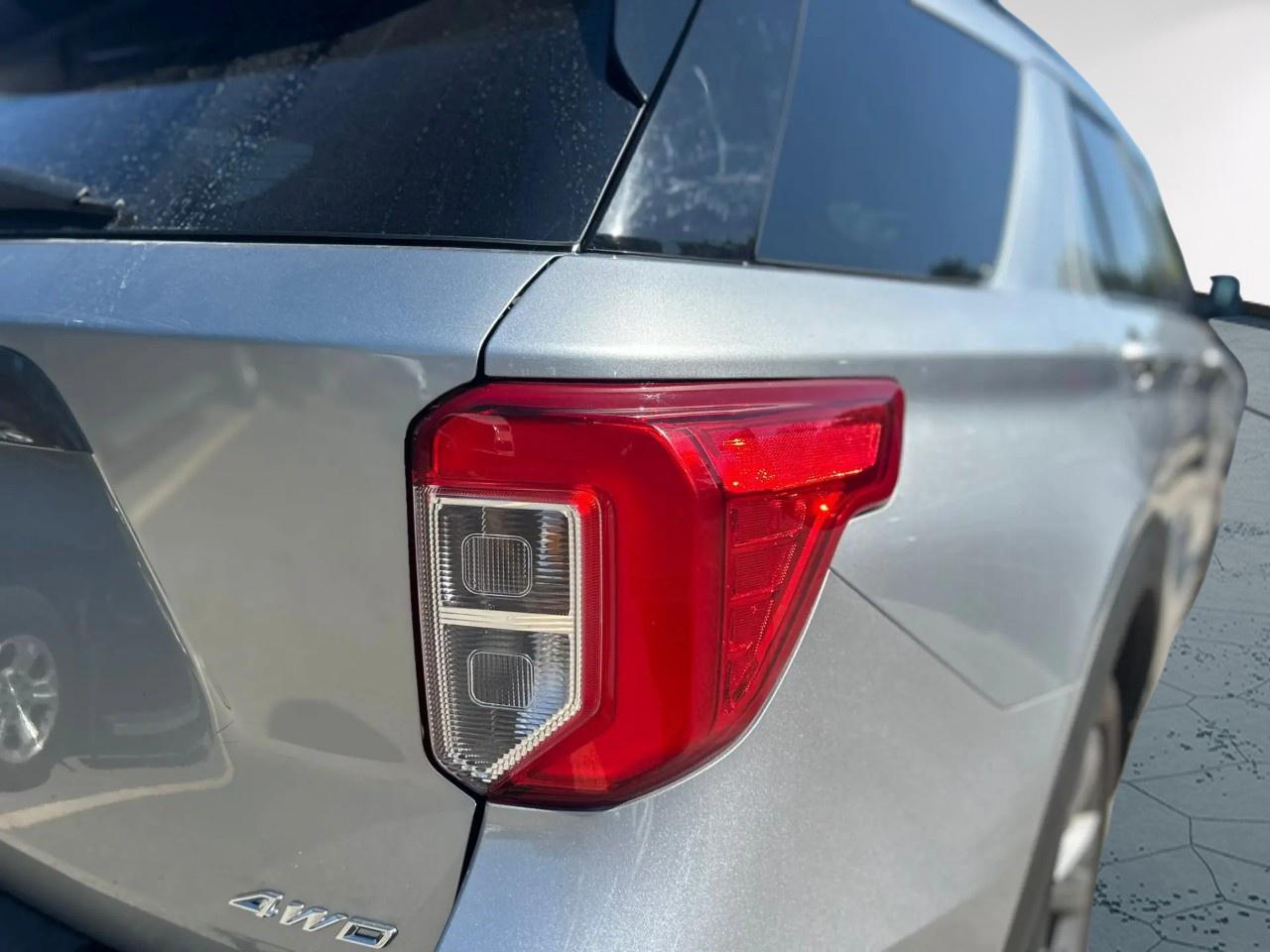 2022 Ford Explorer XLT Photo