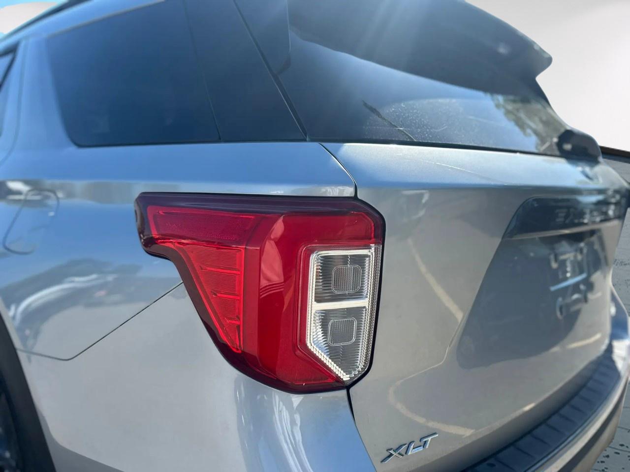 2022 Ford Explorer XLT Photo