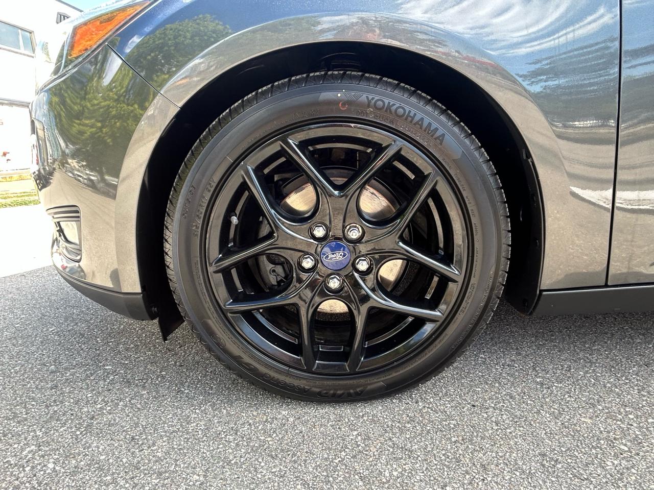 2016 Ford Focus SE - Photo #12