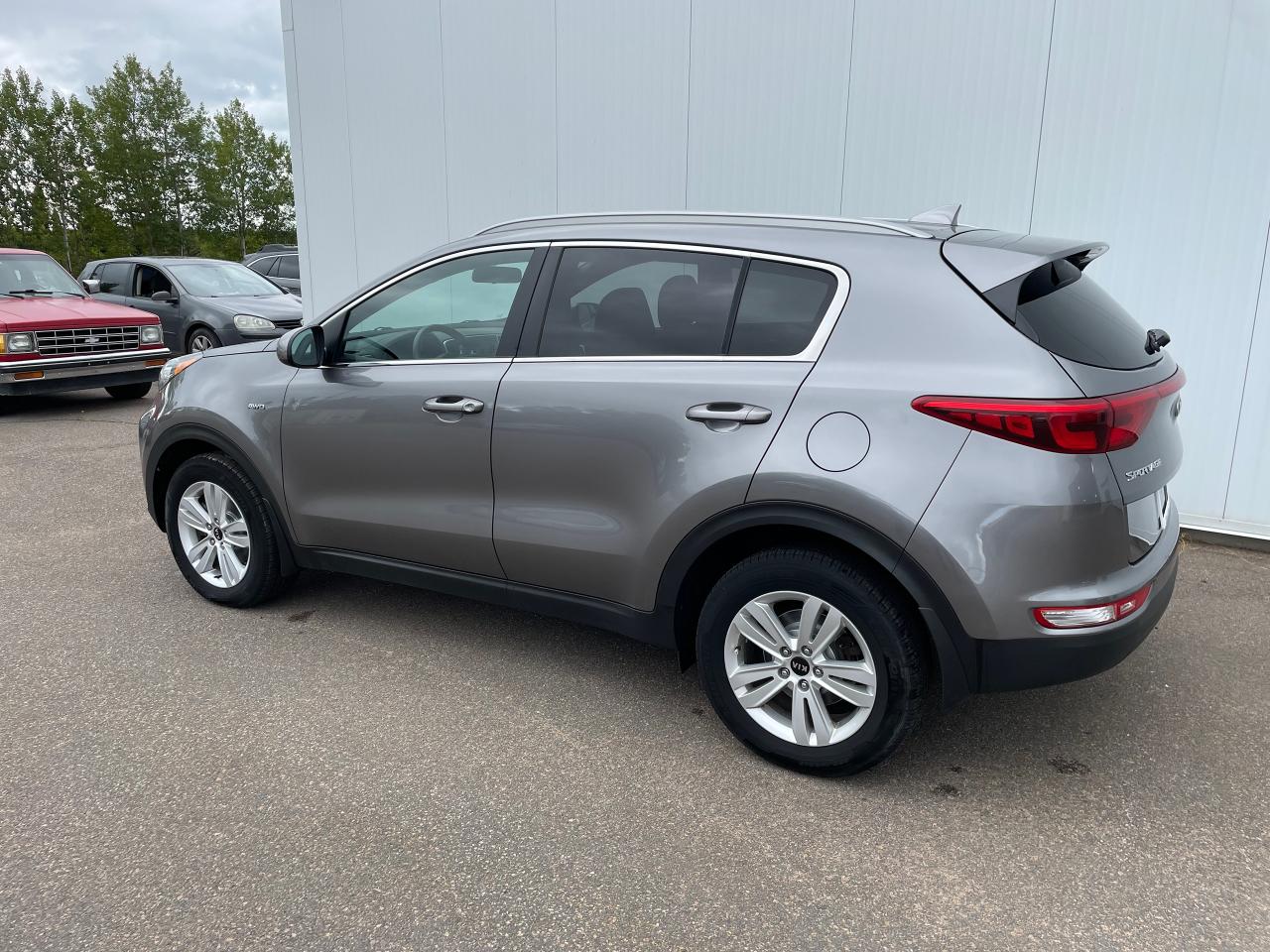 2017 Kia Sportage LX Photo2