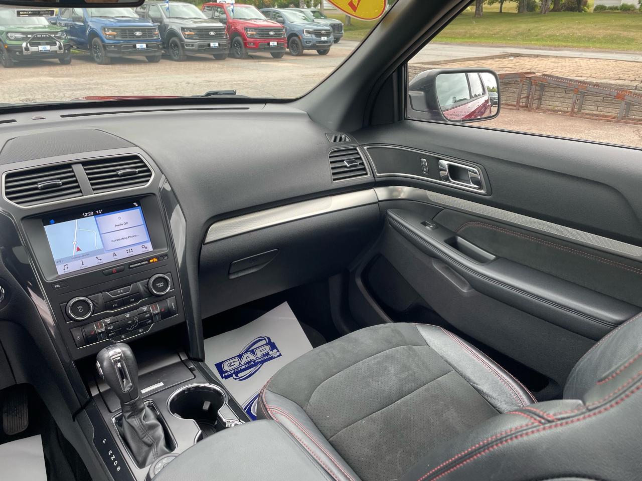 2019 Ford Explorer XLT Photo5