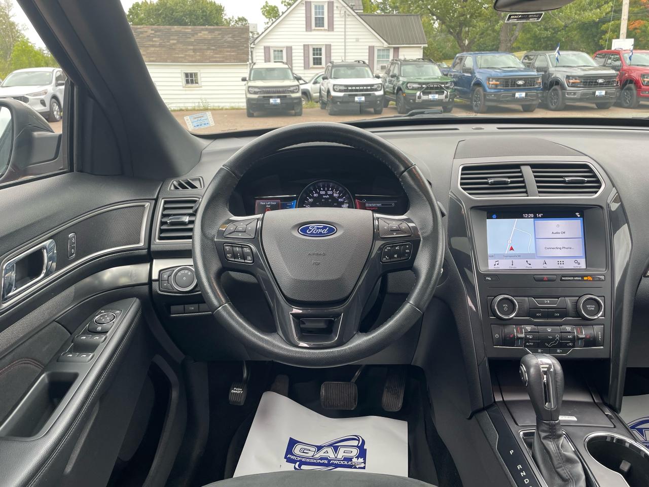 2019 Ford Explorer XLT Photo5