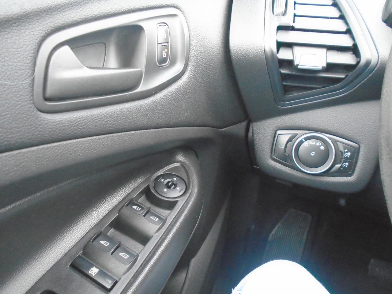 2018 Ford Escape S FWD Photo