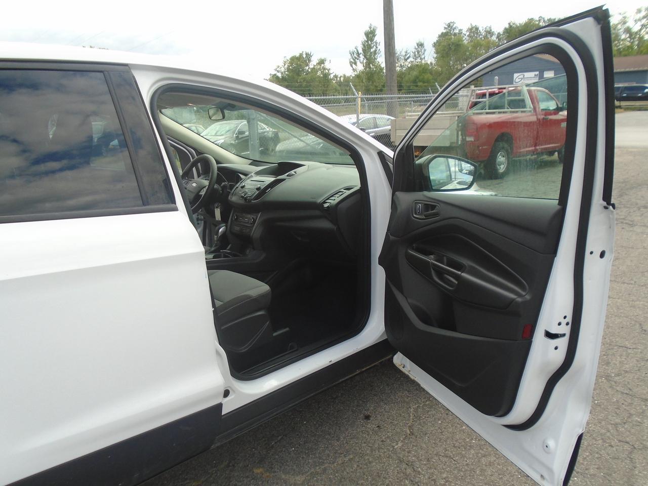 2018 Ford Escape S FWD Photo