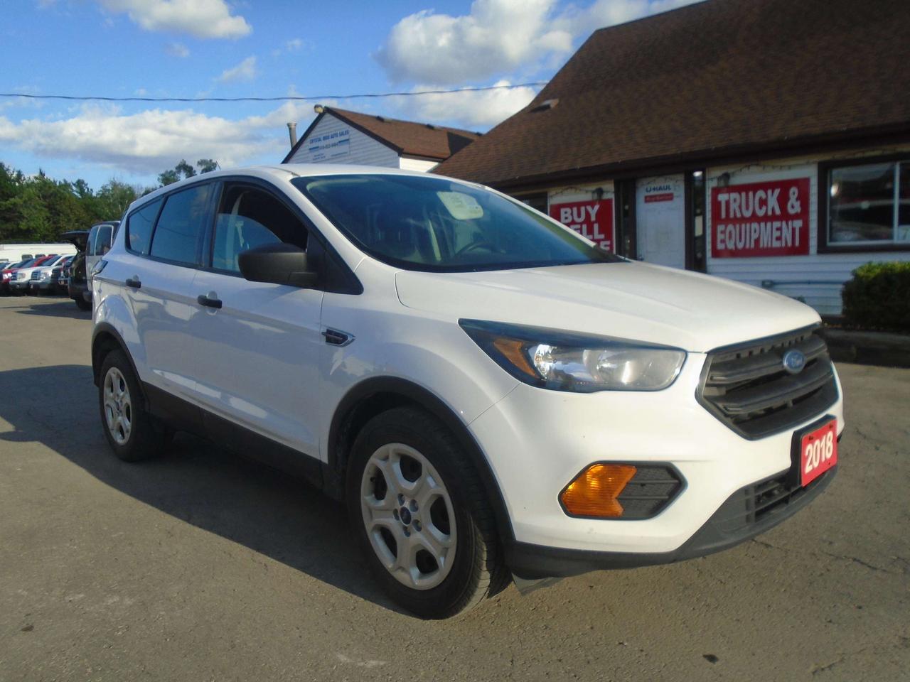 2018 Ford Escape S Photo2