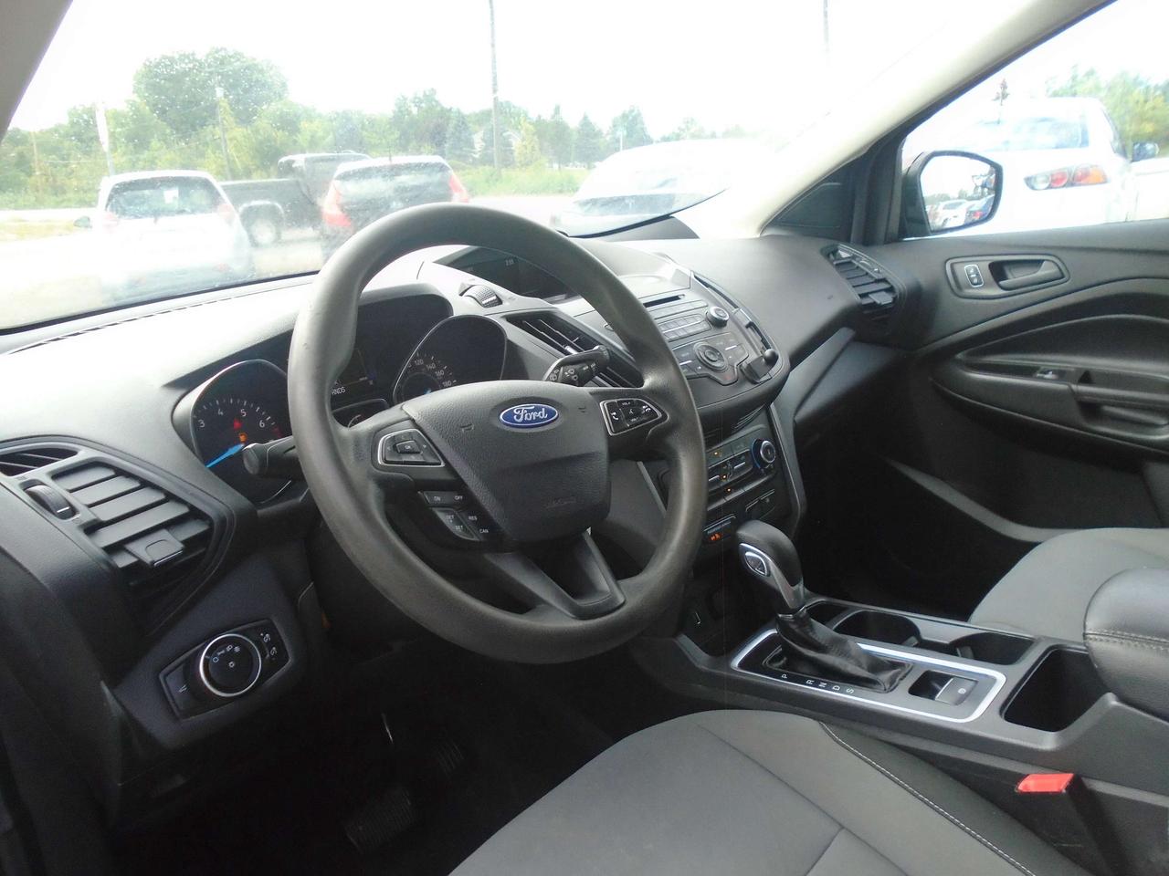 2018 Ford Escape S Photo