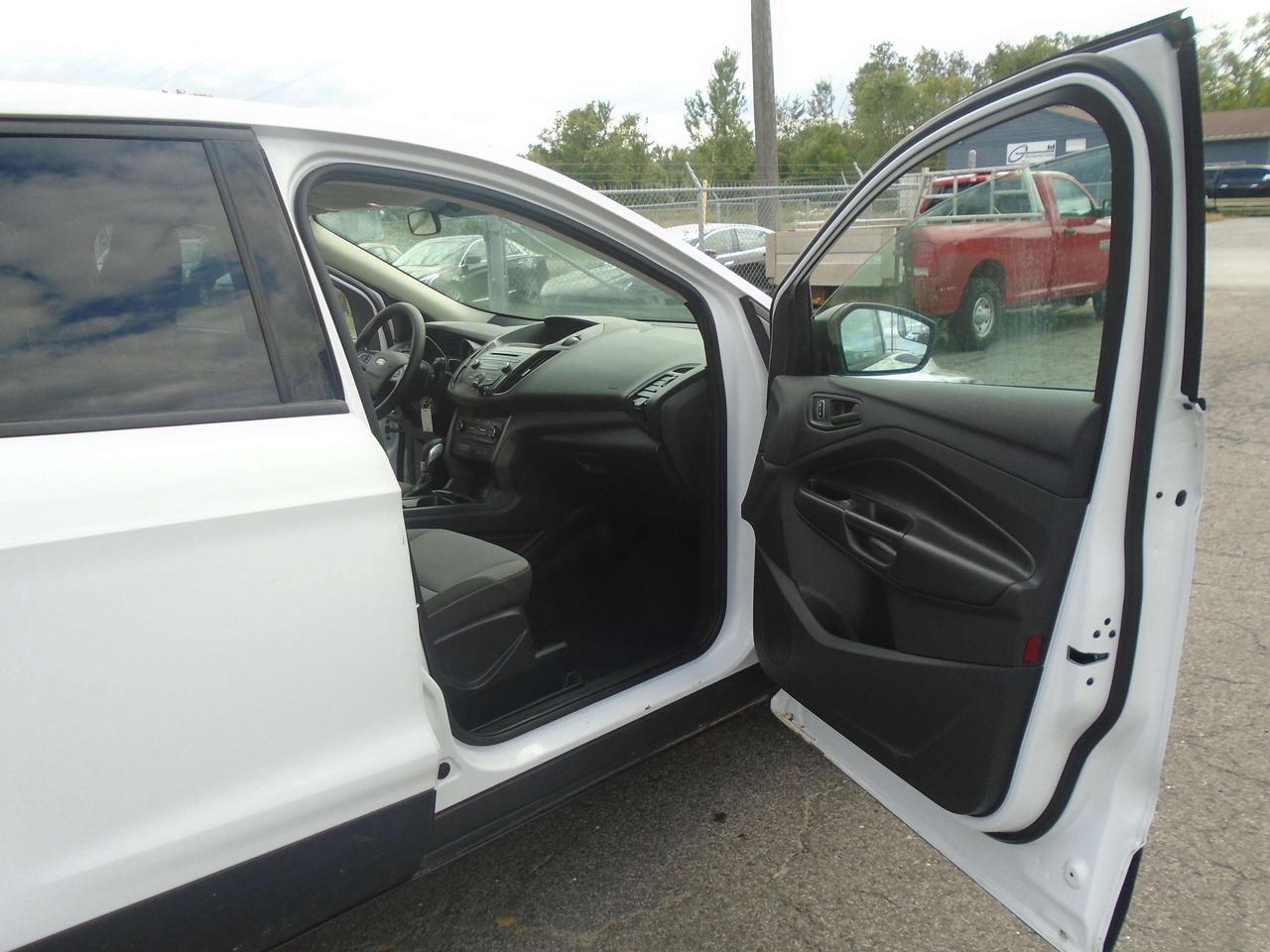 2018 Ford Escape S Photo