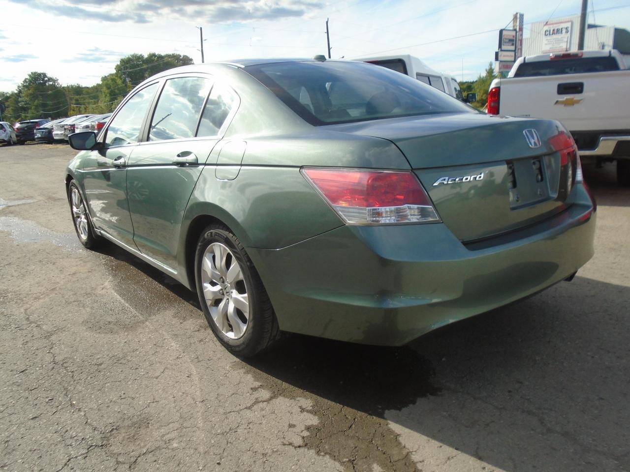 2008 Honda Accord 4dr I4 Auto EX-L Photo3