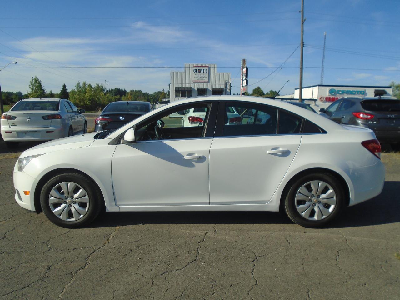 2014 Chevrolet Cruze 4dr Sdn 1LT+ SUNROOF Photo4